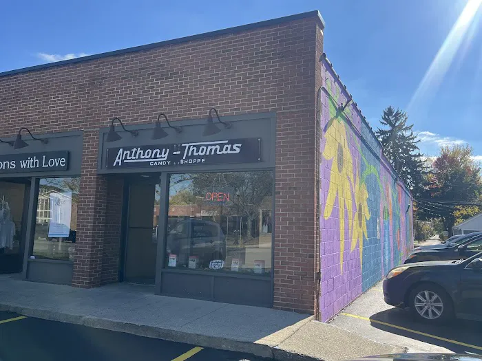 Anthony-Thomas Candy Shoppe Picture 1