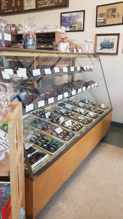 Wittich's Candy Shop Picture 1