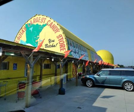 Minnesota's Largest Candy Store