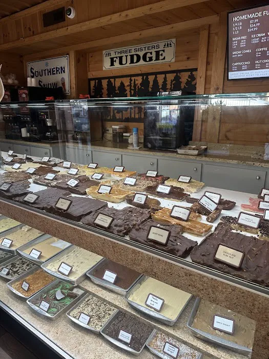 Three Sisters Fudge Picture 3