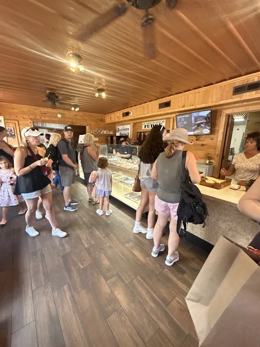 Three Sisters Fudge Picture 6