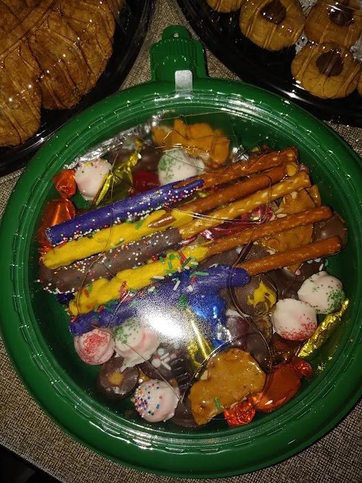 Sue's Creative Confections Picture 8