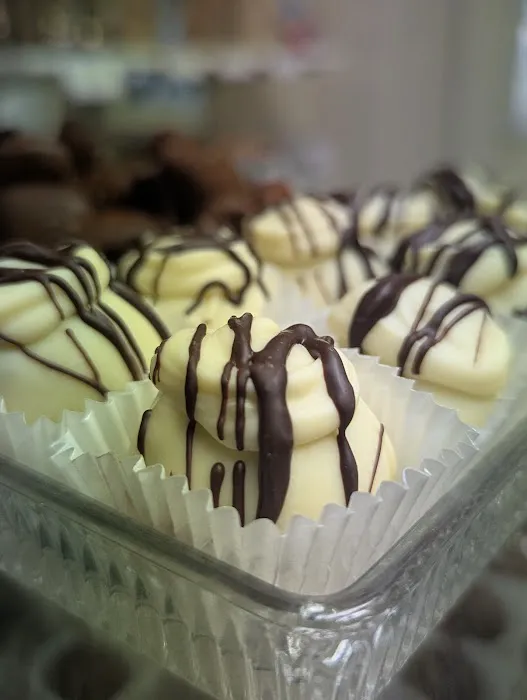 The Chocolate Lady Picture 8
