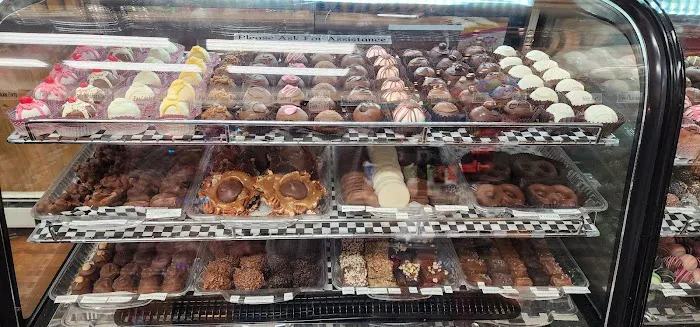 The Candy Bar in Manitou Picture 2