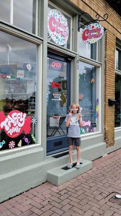 Candy Corner Prattville Picture 1