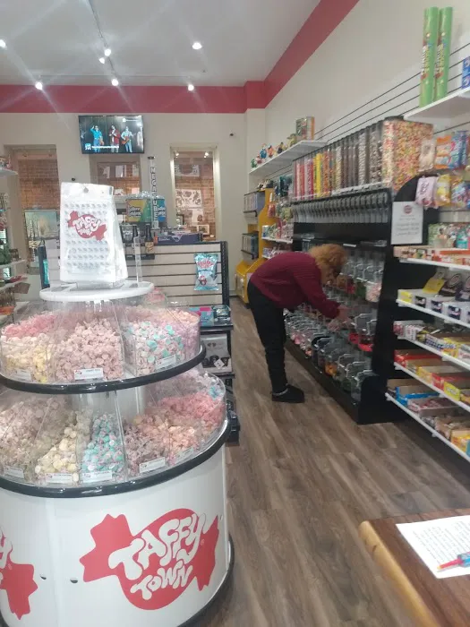Sweeter Than Sweet Candy Company Picture 7