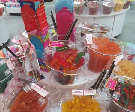 IT'SUGAR Oakland Mall