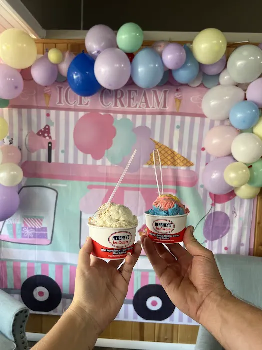 Candy Cafe & Ice Cream Picture 2
