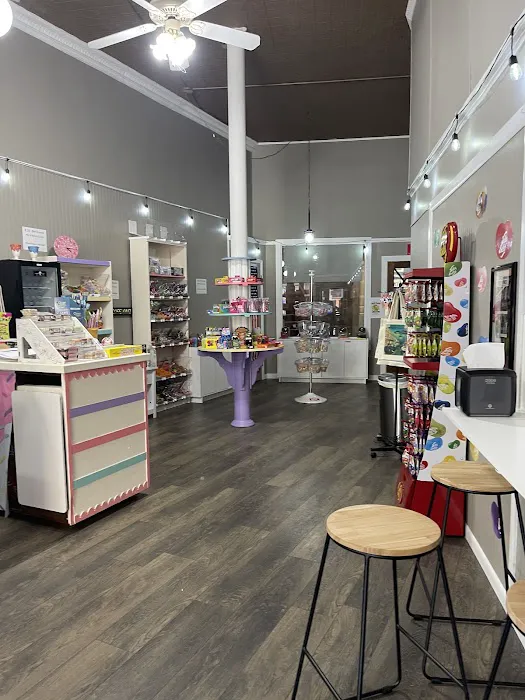 Candy Cafe & Ice Cream Picture 3