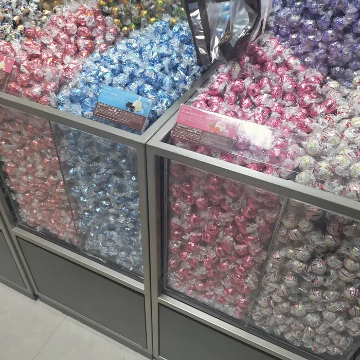 Lindt Chocolate Shop Picture 3