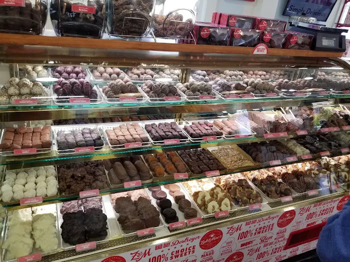Frankenmuth Fudge Kitchen Picture 2