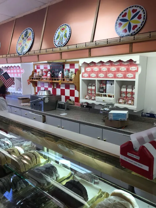 Frankenmuth Taffy Kitchen Picture 2