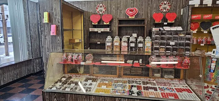 Christie's Candies & Mints Picture 7