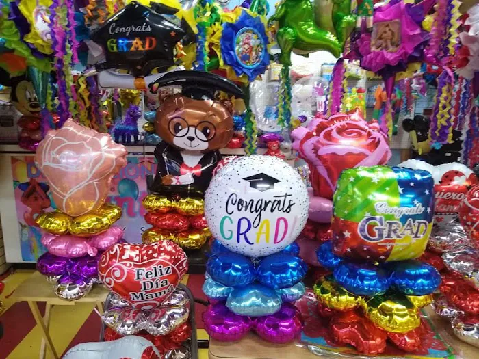 Dulceria Y Piñatas Fantasia LLC Picture 2