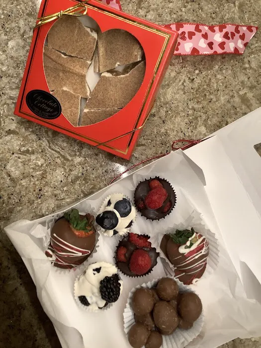 Chocolate Cottage Picture 9