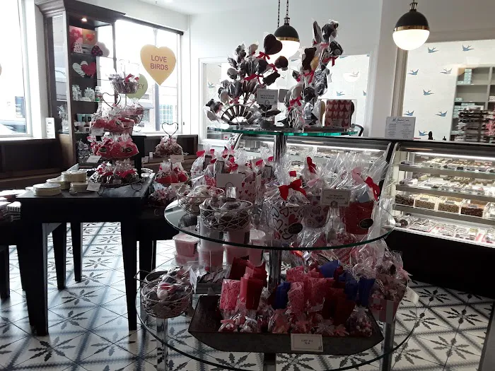 Bluebird Candy Co Picture 1