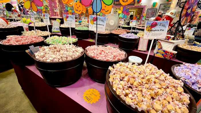 Carousel Taffy & Treats Picture 4