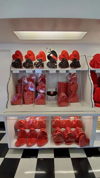 See's Candies Picture 4