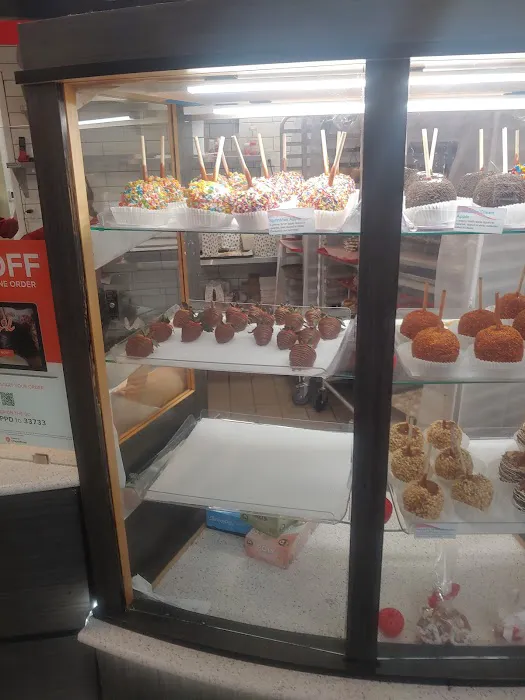 Dipp'd Caramel Apples Picture 2