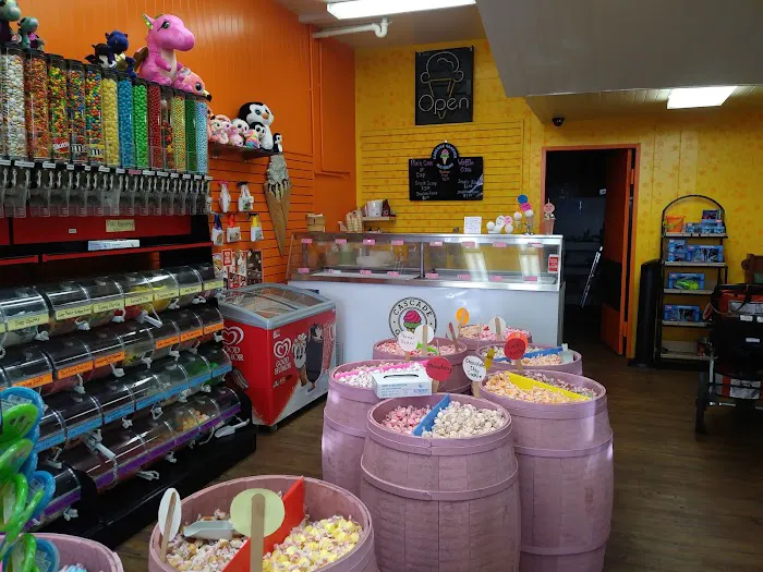 Candy Row Picture 9