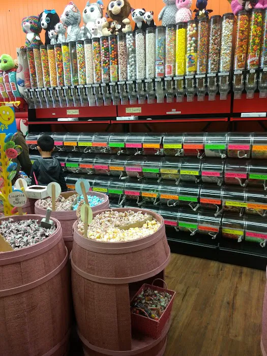 Candy Row Picture 3