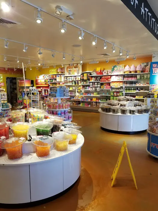 IT'SUGAR Cannery Row Picture 4