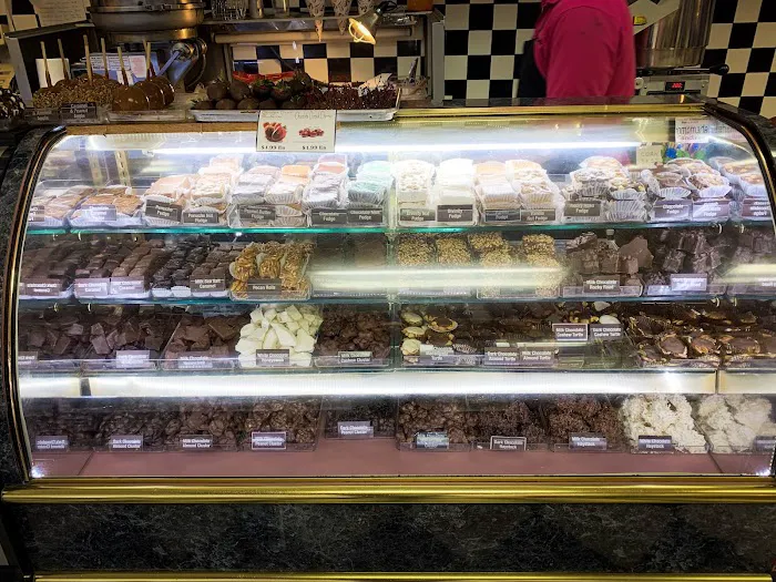 Carousel Candies Picture 2