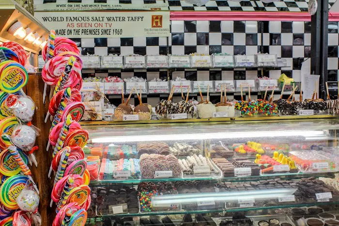 Carousel Candies Picture 5