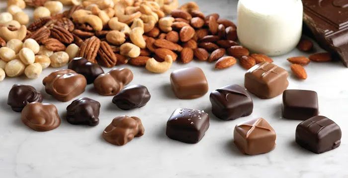 Lula's Chocolates Picture 8