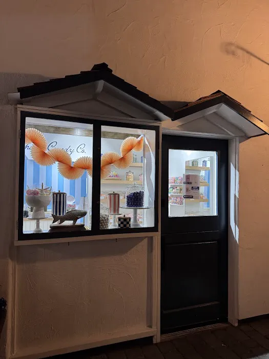 Sea Shack Candy Co. Picture 3