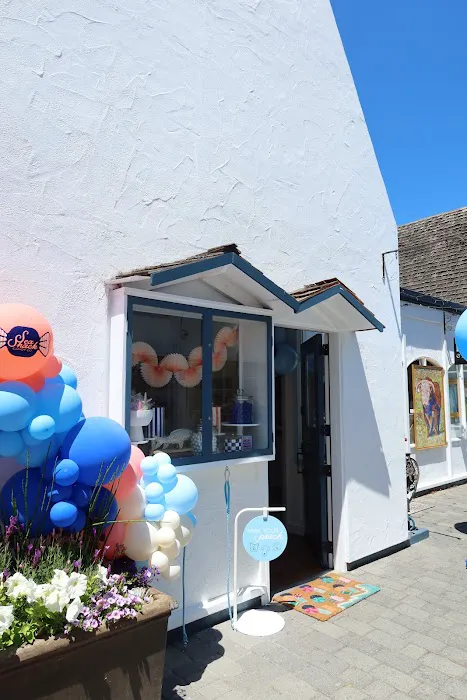 Sea Shack Candy Co. Picture 9