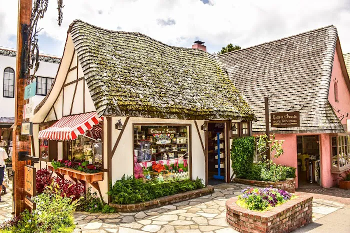Cottage of Sweets Picture 1