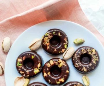 How to Make Vegan Chocolate Treats at Home