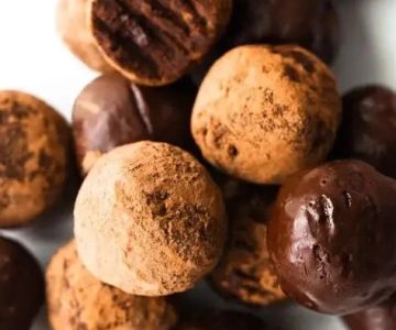 How to Make Homemade Chocolate Truffles Without a Mold | Easy & Delicious Recipe