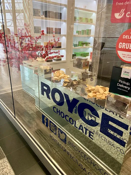 ROYCE' Chocolate at The Shops at North Bridge Picture 1