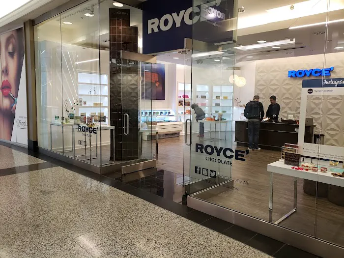ROYCE' Chocolate at The Shops at North Bridge Picture 3