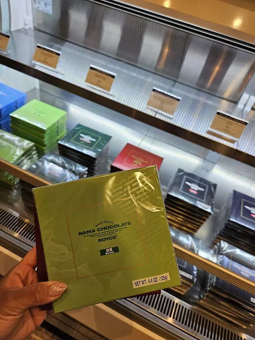 ROYCE' Chocolate at The Shops at North Bridge Picture 9