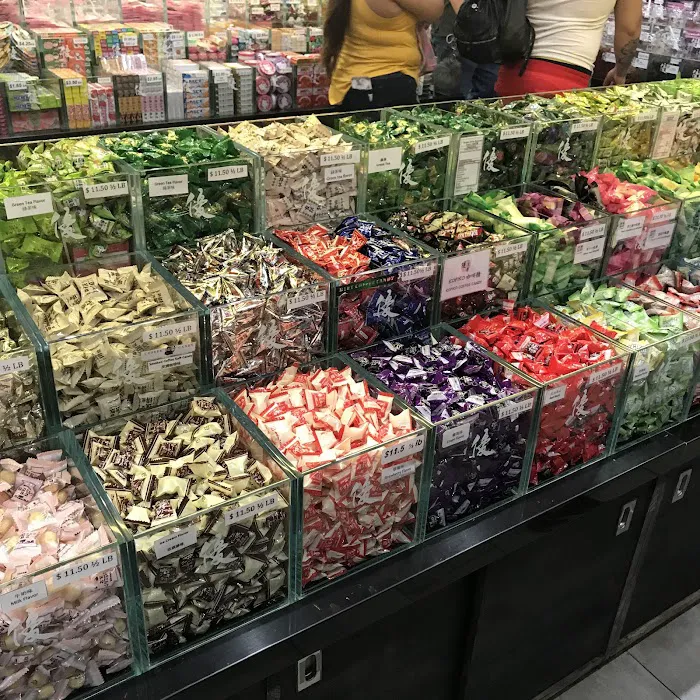 ICHIBAN CANDY AND SNACKS Picture 1