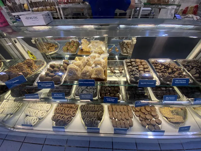 Fudge Pot Picture 2