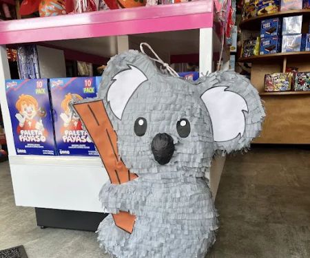 Maya Piñatas