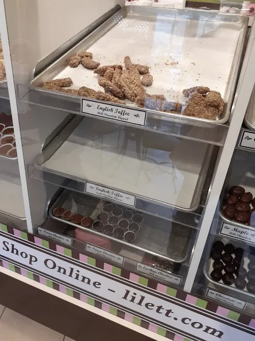 Lilett' Candies Gourmet Candy & Ice Cream Shop Picture 1