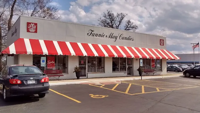 Fannie May Picture 3