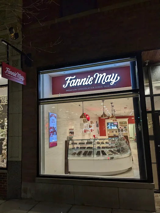 Fannie May Picture 9
