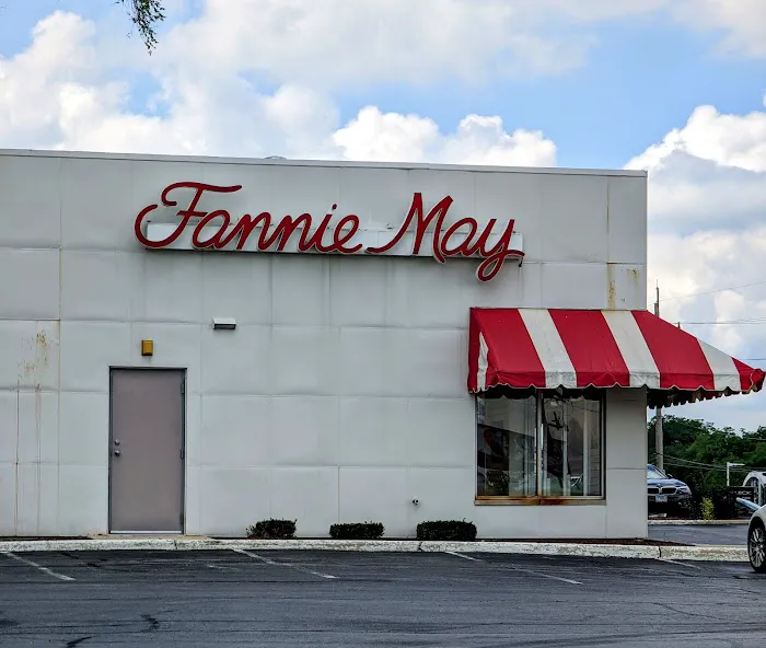 Fannie May Picture 4