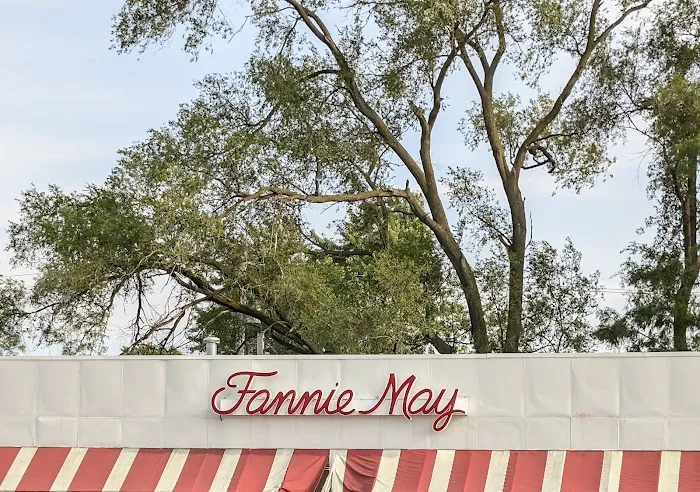 Fannie May Picture 9