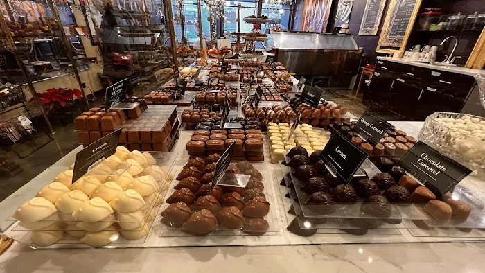 Chocolaterie Stam Glen Ellyn Picture 4