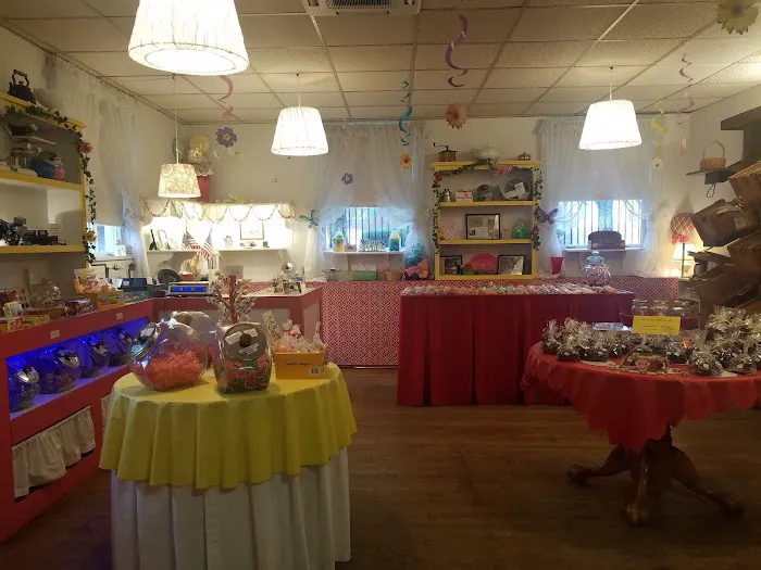Candy Cove Picture 2