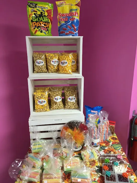 Raffy's Candy Store (Ice Cream, Popcorn, Nuts & more) Picture 5