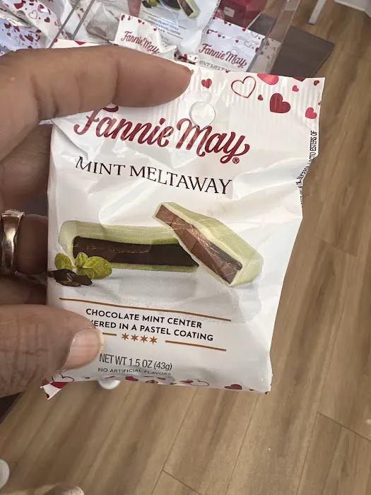 Fannie May Picture 7