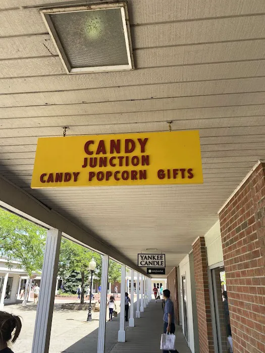 Candy Junction Picture 1